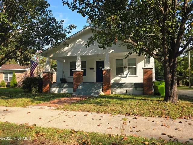 $185,000 | 109 East Calhoun Street, Whiteville, NC 28472