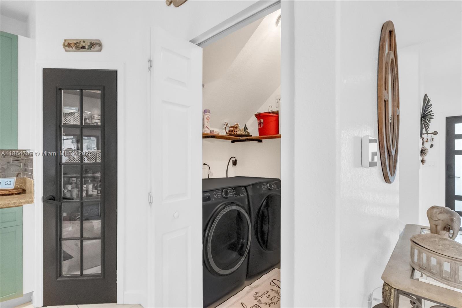 1635 Southeast 20th Terrace Homestead, FL 33035 - Photo 35 of 52 a utility room with dryer and washer