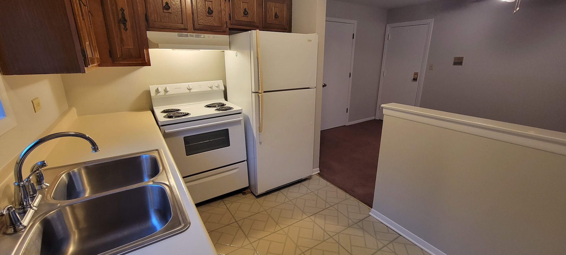 1832 Goodwin Drive, Unit 3A Palatine, IL 60074 - Photo 3 of 9 a close view of a refrigerator in a kitchen