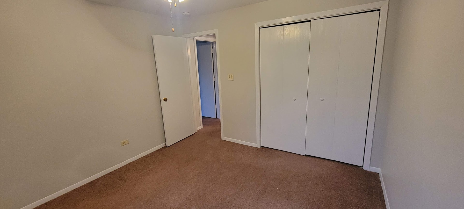1832 Goodwin Drive, Unit 3A Palatine, IL 60074 - Photo 7 of 9 a view of an empty room