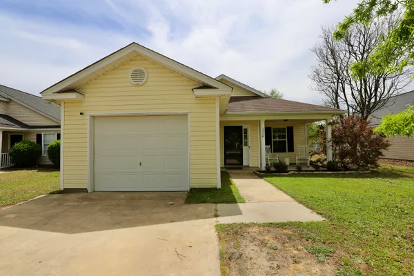 $1,950 | 1116 Waverly Pl Drive, Columbia, SC 29229