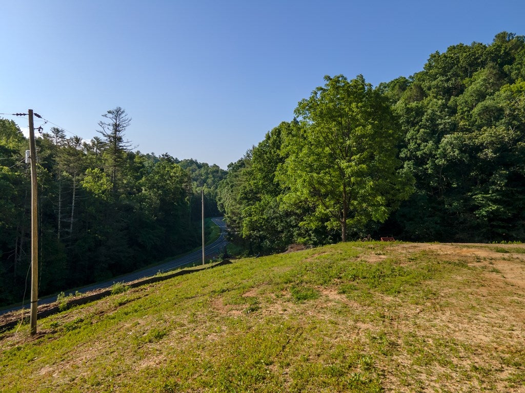 363 Scenic Road, Unit 112 & 113A Fries, VA 24330 - Photo 17 of 25 Gallery Image 17