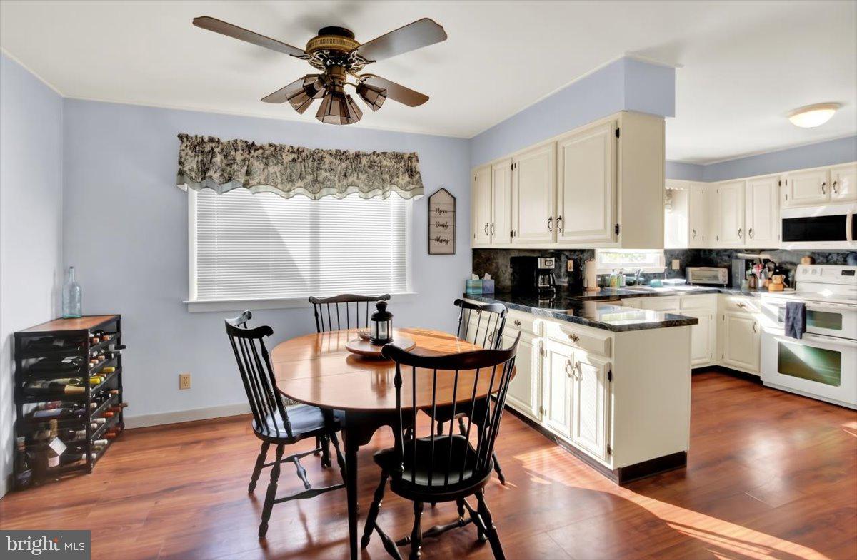1742 Conard Road Lancaster, PA 17602 - Photo 6 of 36 Gallery Image 6
