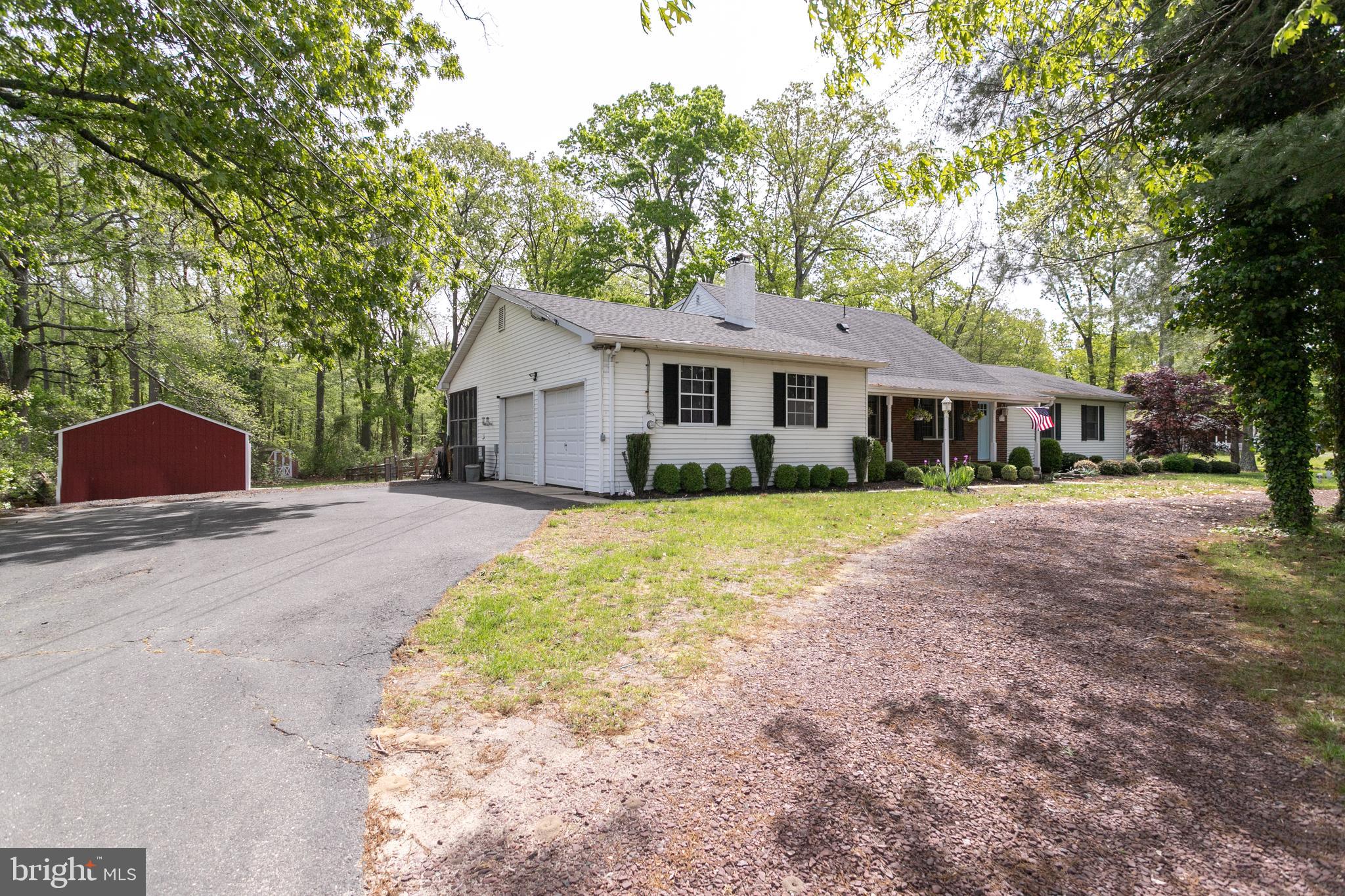 314 Eayrestown Road Southampton, NJ 08088 - Photo 3 of 31 Gallery Image 3