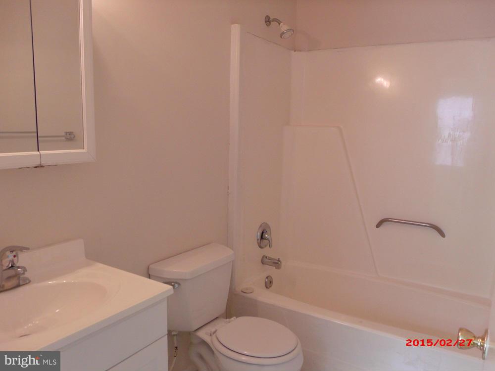 8159 Telegraph Road Severn, MD 21144 - Photo 18 of 18 Full Bath in upstairs hallway