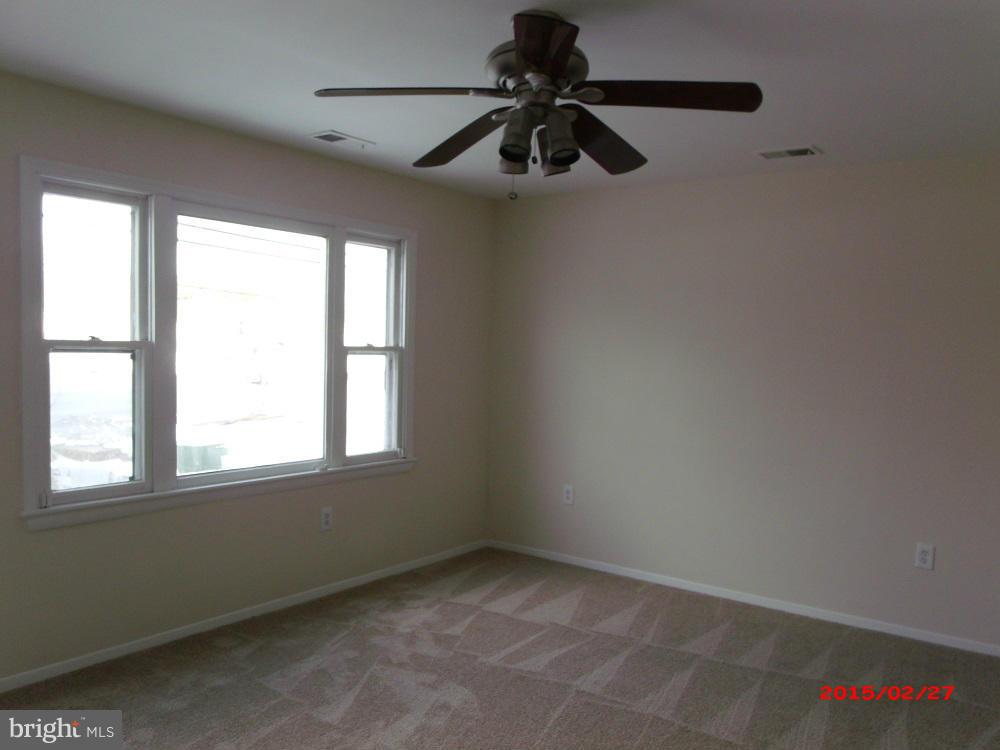 8159 Telegraph Road Severn, MD 21144 - Photo 3 of 18 Living Room