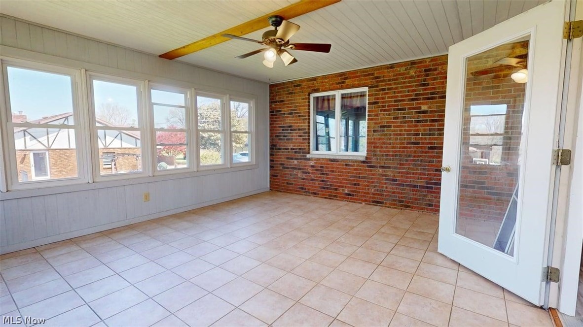 11870 Dupont Road Washington, WV 26181 - Photo 26 of 44 enclosed porch