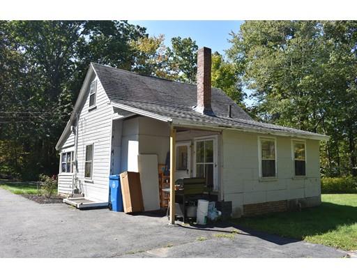 11 Belmore Road Merrimac, MA 01860 - Photo 8 of 11 a view of a house with a patio