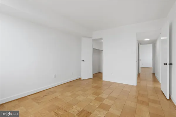 $249,900 | 118 Monroe Street, Unit 1181307, Rockville, MD 20850