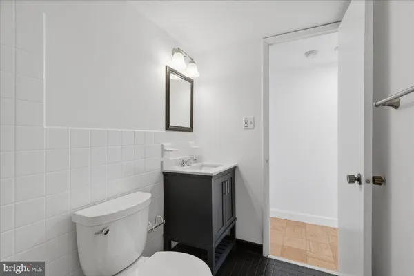 $249,900 | 118 Monroe Street, Unit 1181307, Rockville, MD 20850