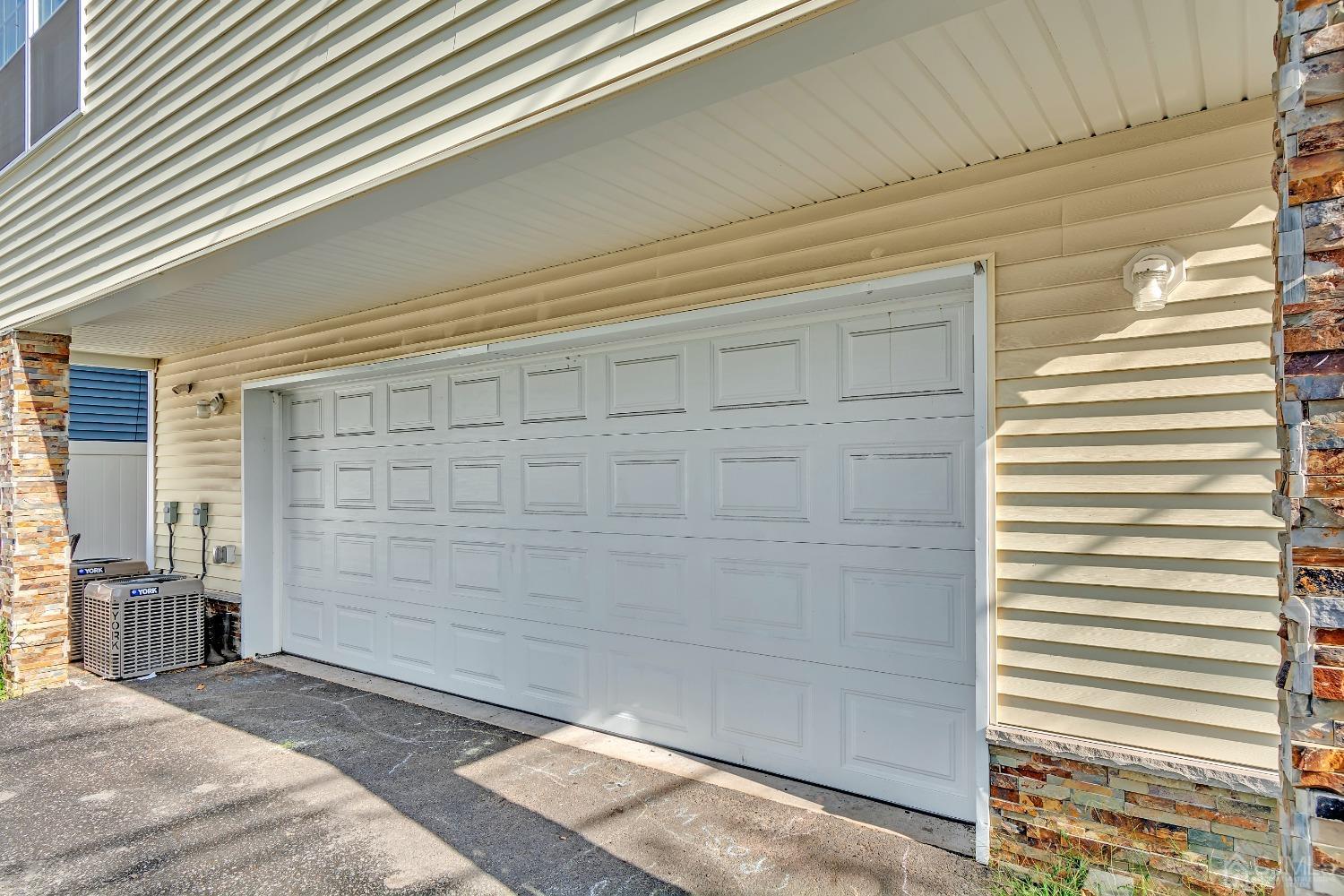 B Wright Place New Brunswick, NJ 08901 - Photo 5 of 34