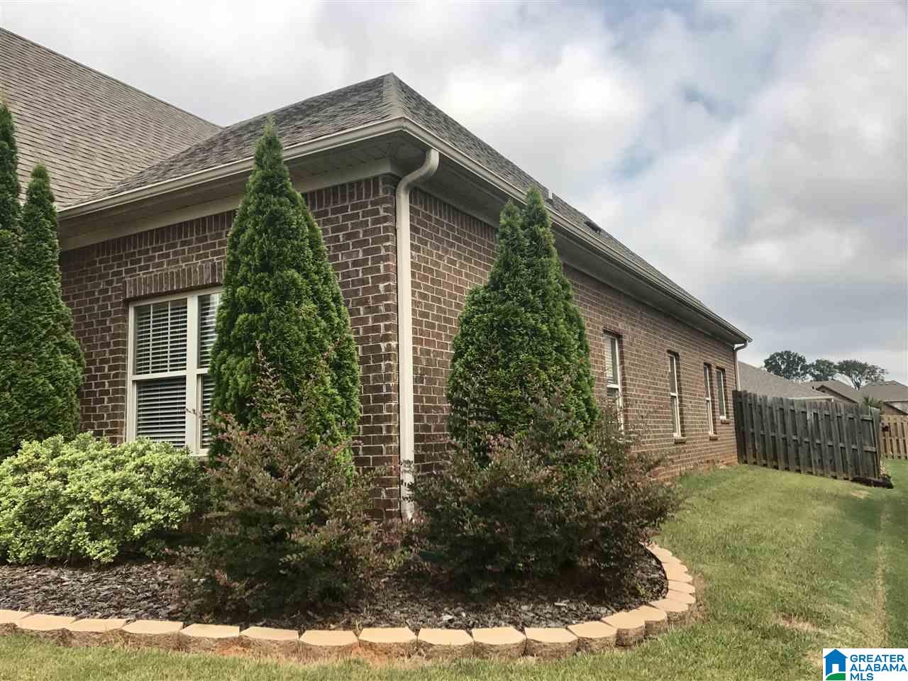 604 Round Road Alabaster, AL 35114 - Photo 3 of 21