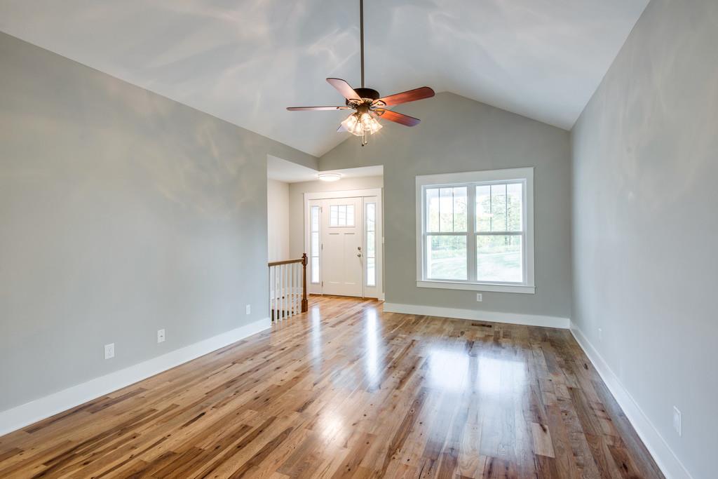 121 Pheasant Hollow Road Dickson, TN 37055 - Photo 8 of 29 Gallery Image 8