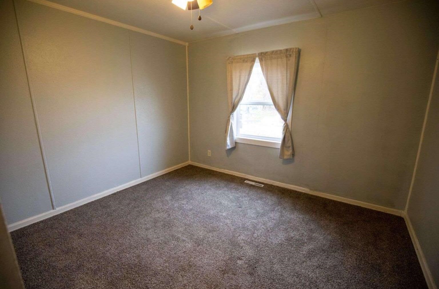 403 North Roosevelt Road Knox, IN 46534 - Photo 5 of 9 Gallery Image 5