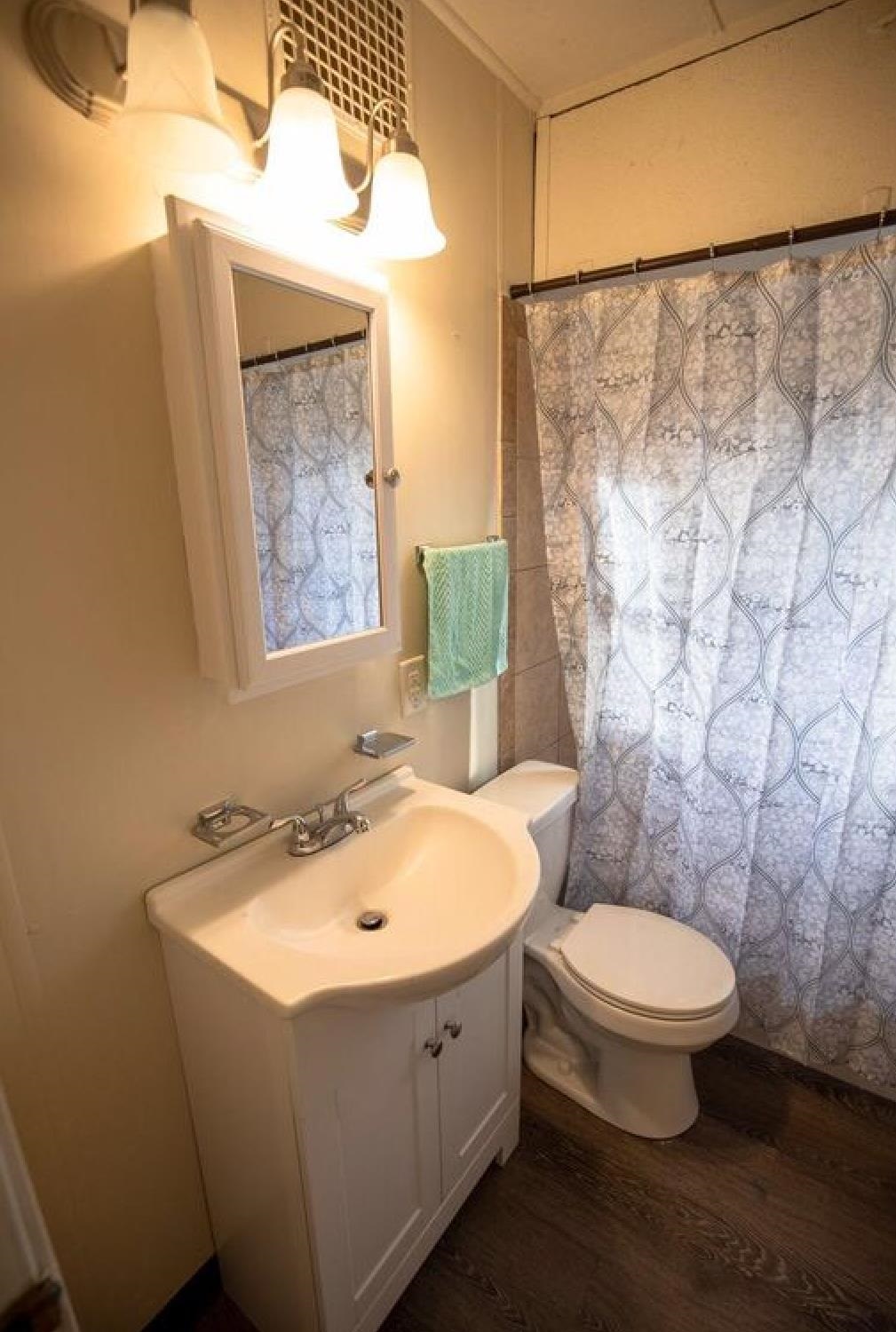 403 North Roosevelt Road Knox, IN 46534 - Photo 7 of 9 Gallery Image 7