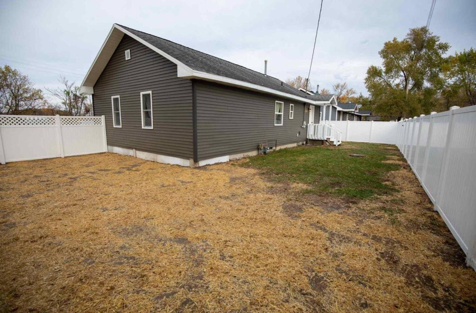 403 North Roosevelt Road Knox, IN 46534 - Photo 8 of 9 Gallery Image 8