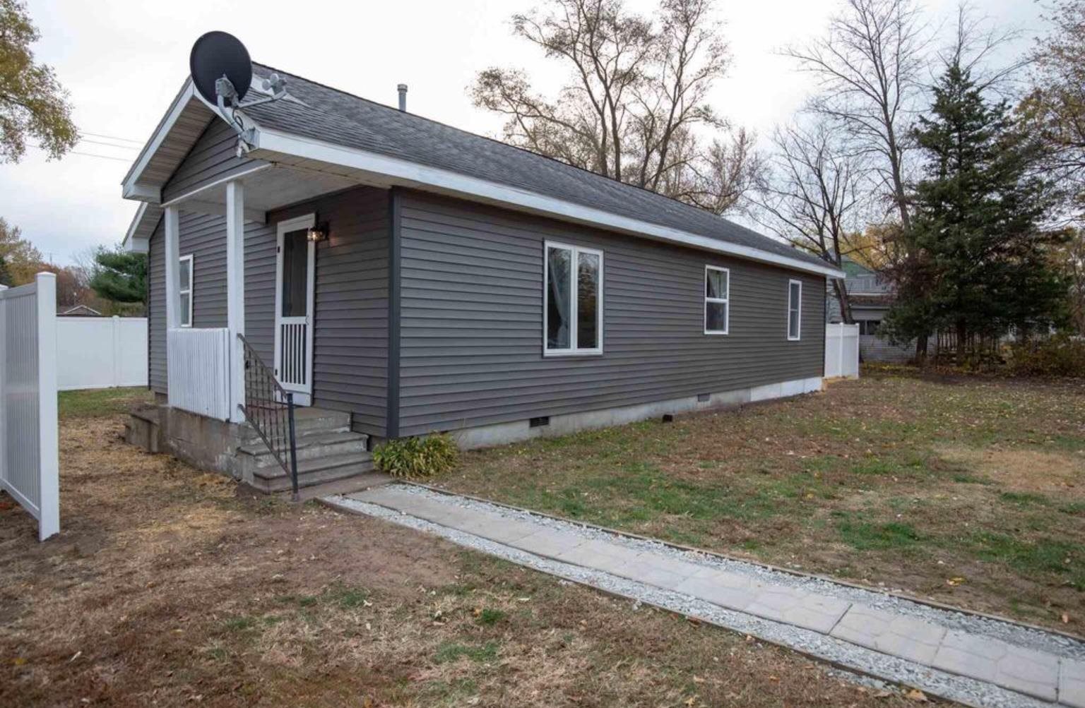 403 North Roosevelt Road Knox, IN 46534 - Photo 9 of 9 Gallery Image 9
