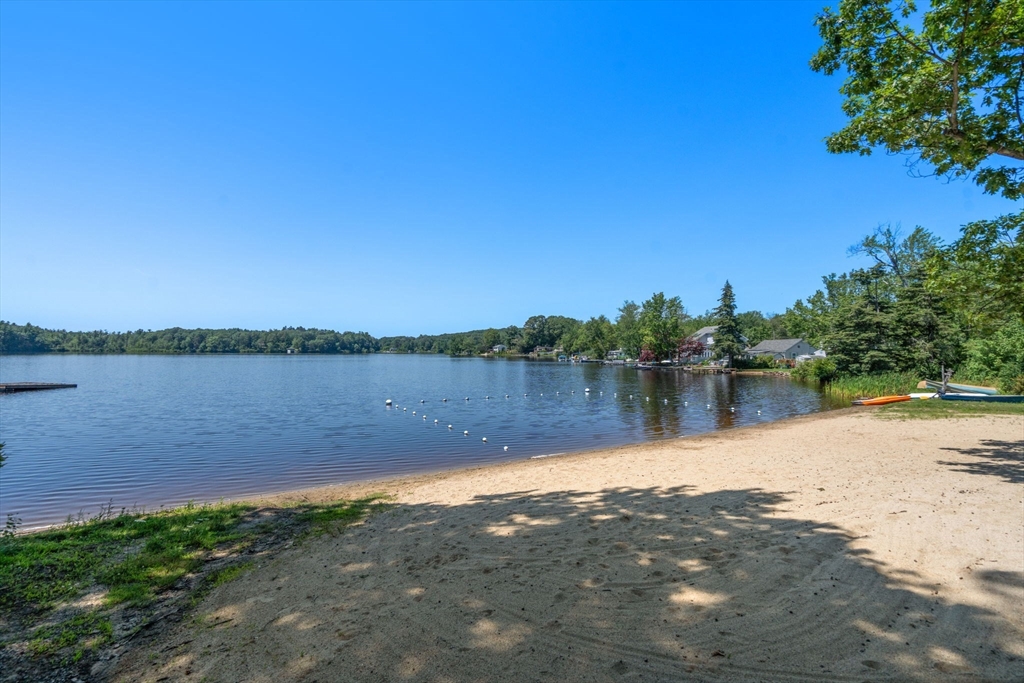 7 Victoria Avenue Rutland, MA 01543 - Photo 19 of 21 a view of lake