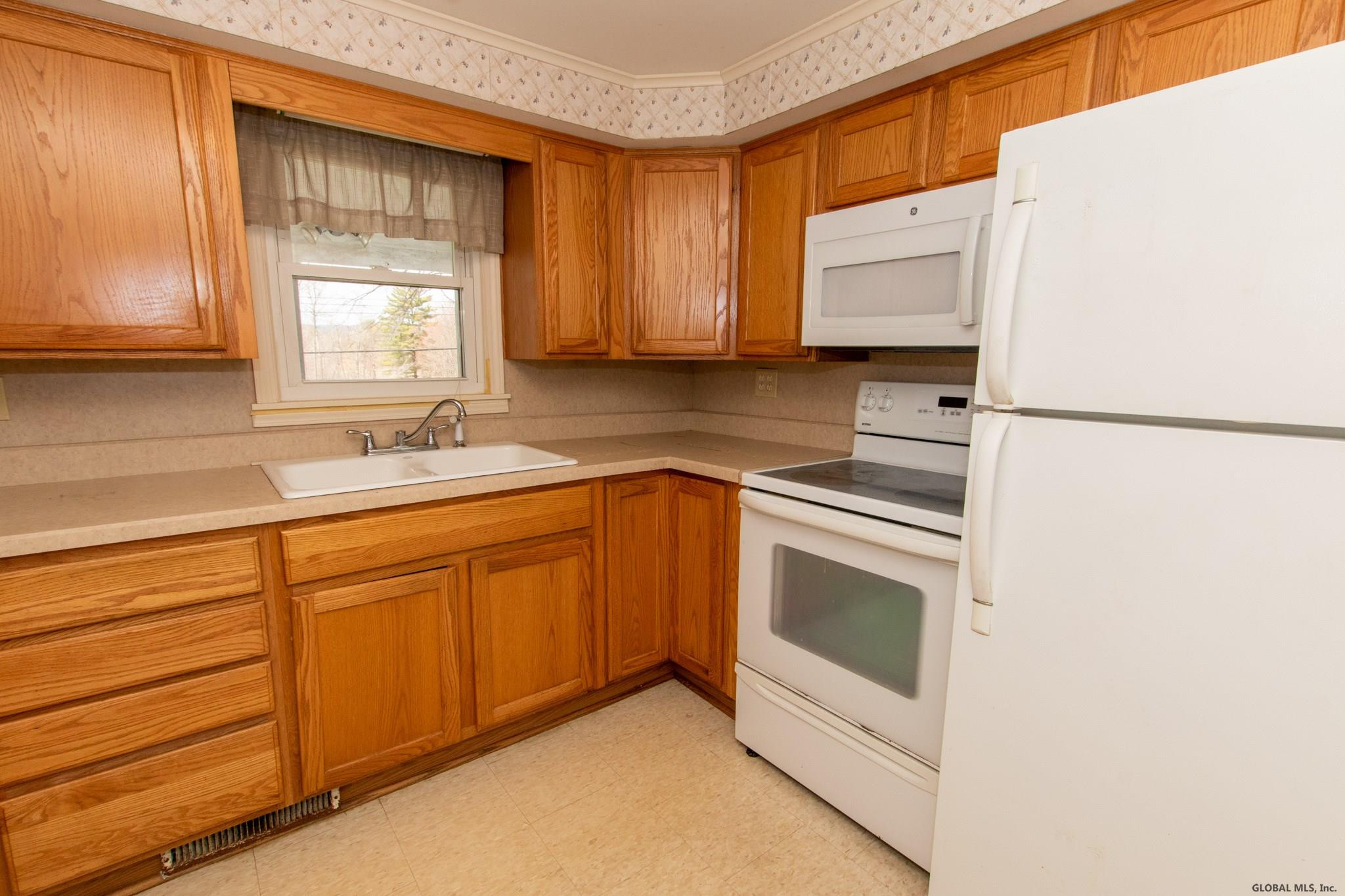 295 Lakeview Road Broadalbin, NY 12025 - Photo 17 of 55 Photo 17