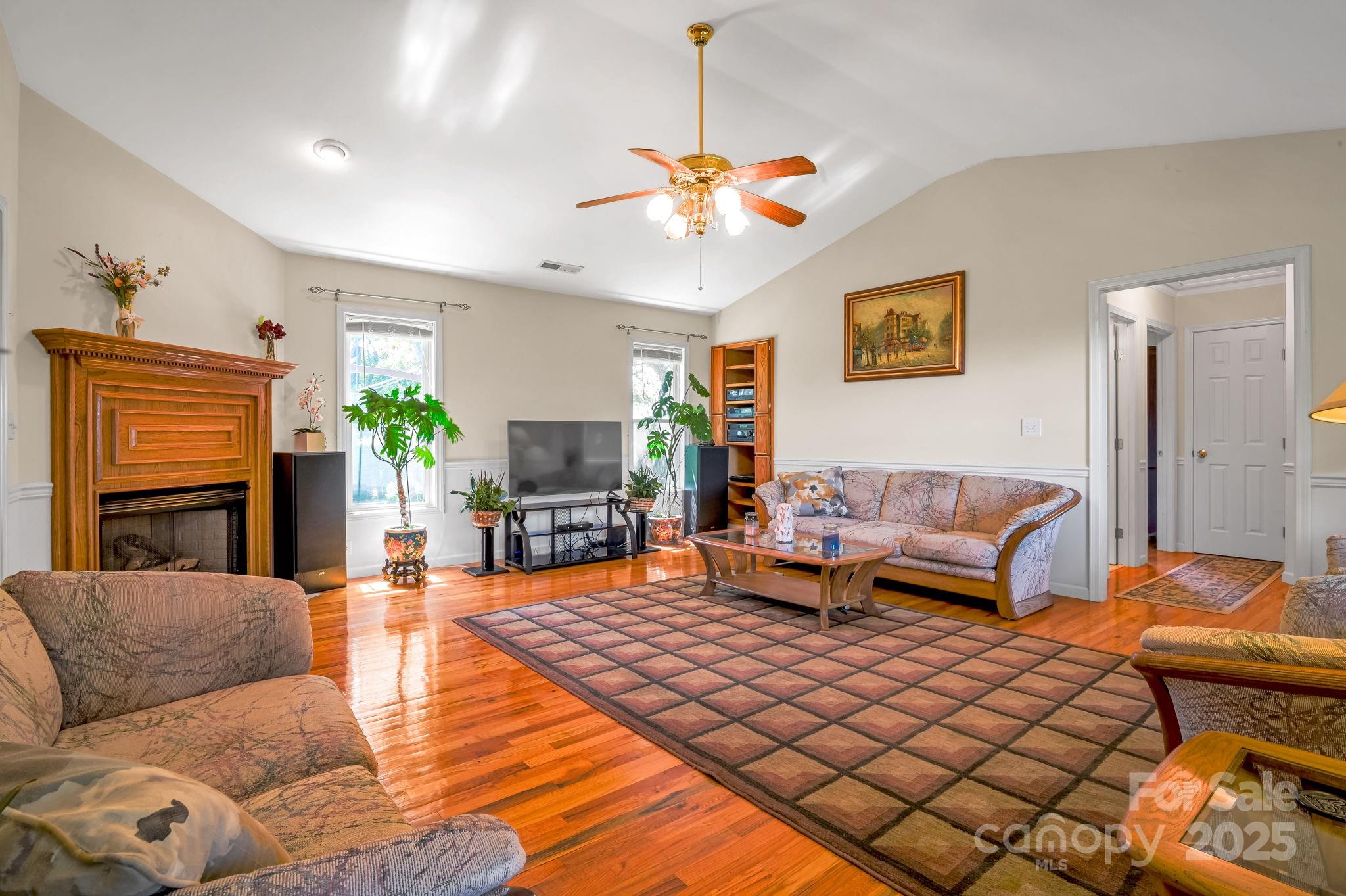 40 Collins Road Marshall, NC 28753 - Photo 17 of 34 Gallery Image 17
