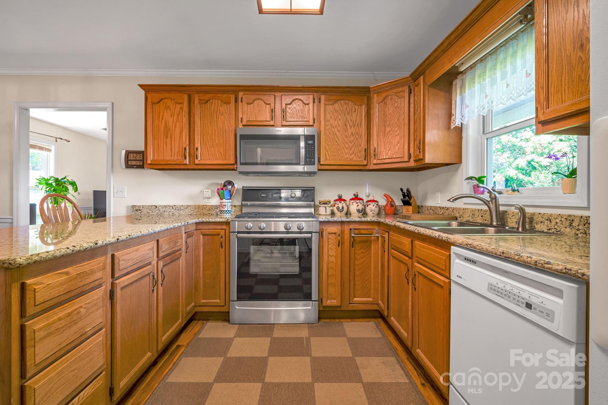 40 Collins Road Marshall, NC 28753 - Photo 20 of 34 Gallery Image 20