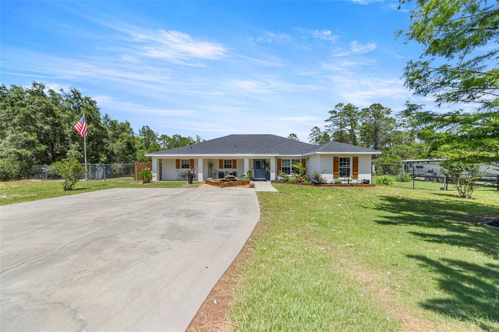 495 Fisher Road Ocklawaha, FL 32179 - Photo 1 of 50