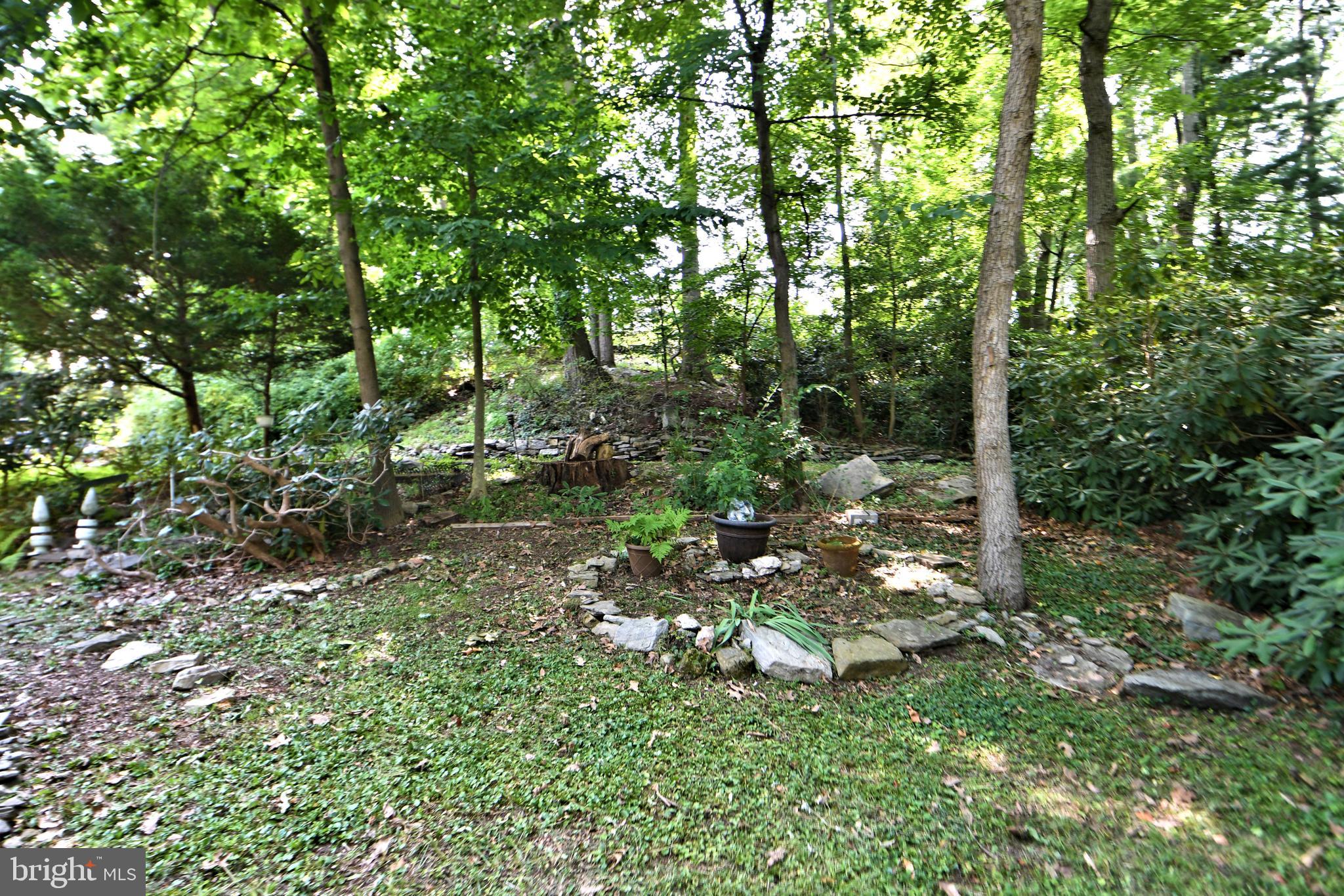 2335 Fairway Road Huntingdon Valley, PA 19006 - Photo 24 of 26 Gallery Image 24
