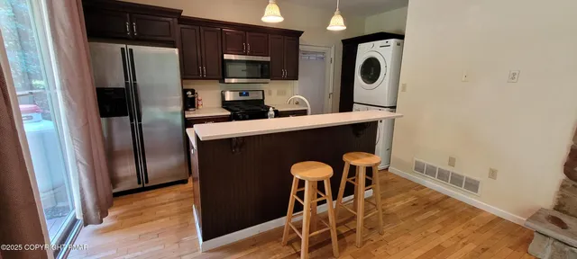 a close view of sink