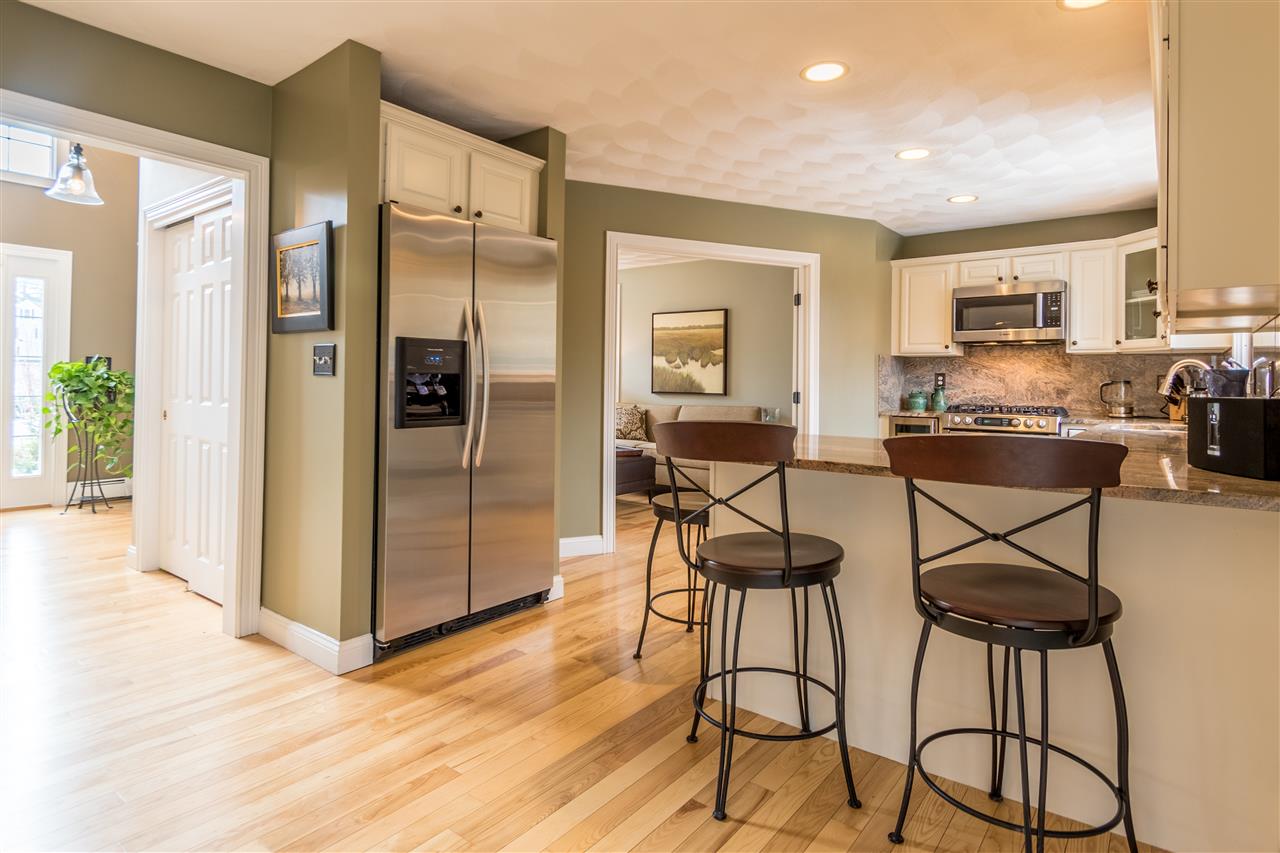 6 Middle Road Amesbury, MA 01913 - Photo 9 of 27