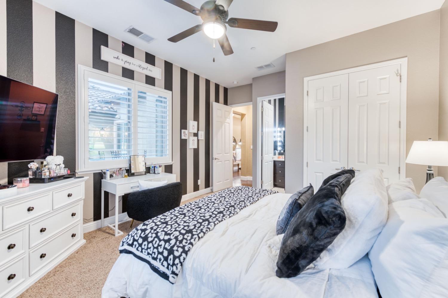 1967 Powers Avenue Clovis, CA 93619 - Photo 36 of 71