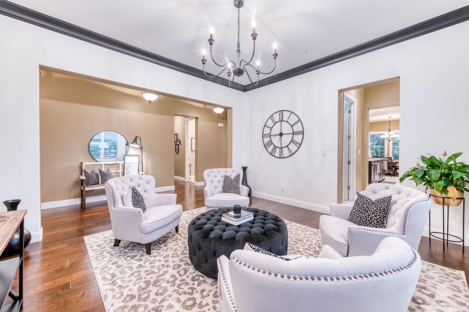 1967 Powers Avenue Clovis, CA 93619 - Photo 6 of 71