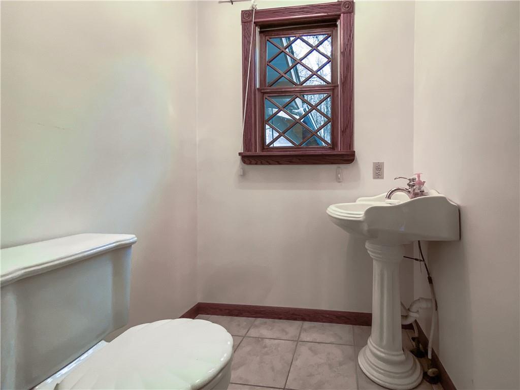 1725 Chapel Road Beaver, PA 15009 - Photo 15 of 24 Gallery Image 15