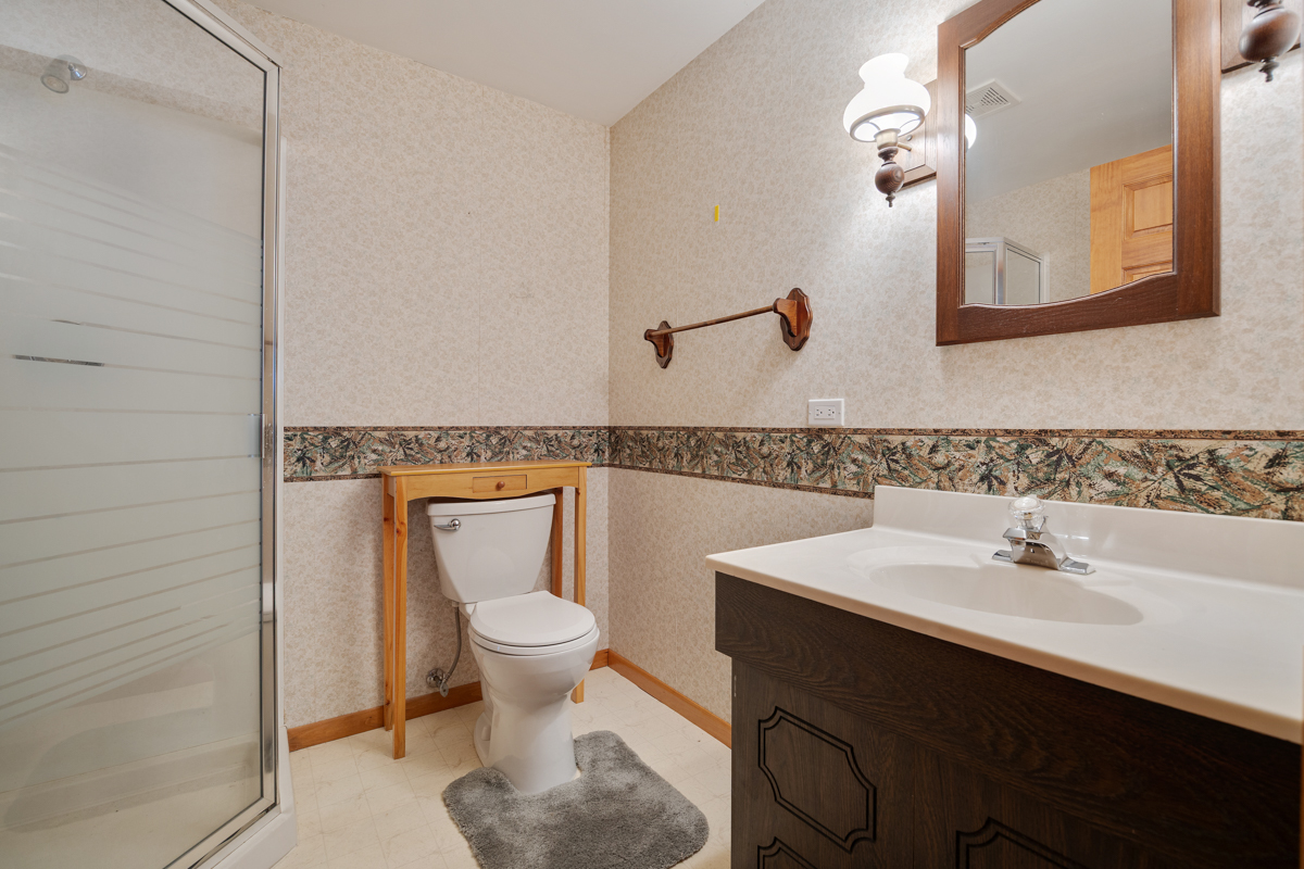 14413 Pleasant Valley Road Woodstock, IL 60098 - Photo 18 of 30