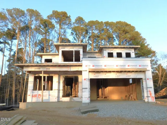 a view of house with a outdoor space