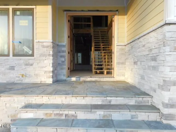 $1,695,000 | 2542 Vining Br Way, Apex, NC 27523