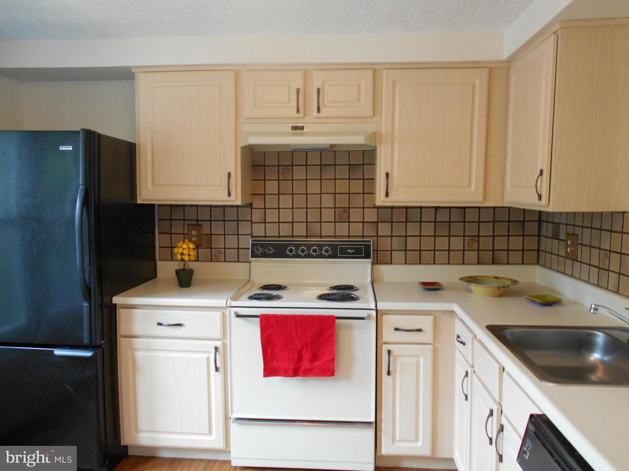 15727 Haynes Road Laurel, MD 20707 - Photo 4 of 22 Kitchen