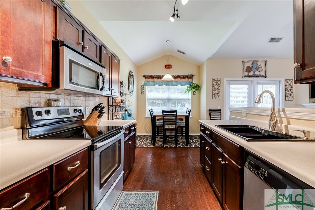 115 Lake House Road Pooler, GA 31322 - Photo 6 of 18