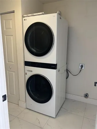 $2,450 | 2222 Champlain Avenue, Spring Hill, FL 34609