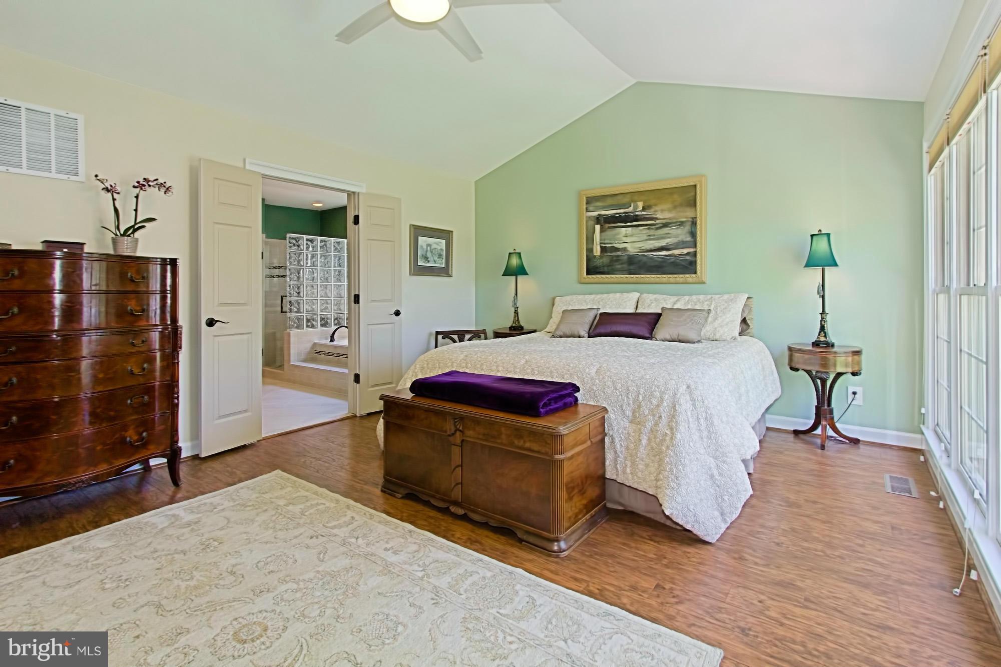 9714 Hidden Valley Road Vienna, VA 22181 - Photo 17 of 30 Bedroom (Master)