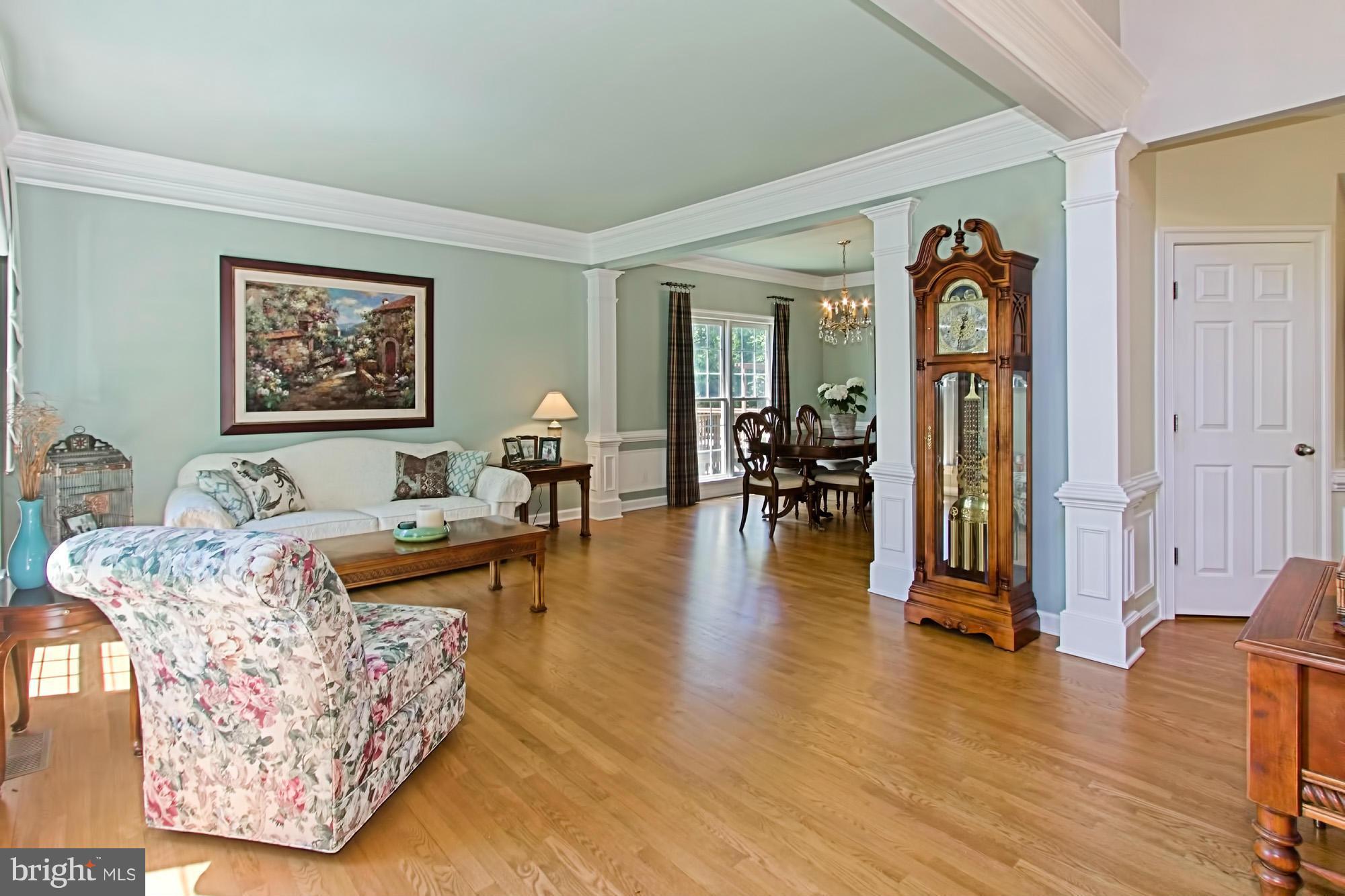 9714 Hidden Valley Road Vienna, VA 22181 - Photo 3 of 30 Family Room