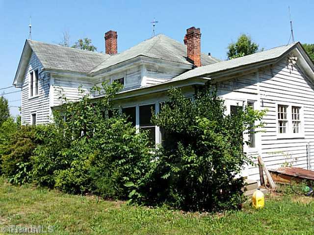 7165 Reynolda Road Pfafftown, NC 27040 - Photo 3 of 12 Exterior Back. Back of home