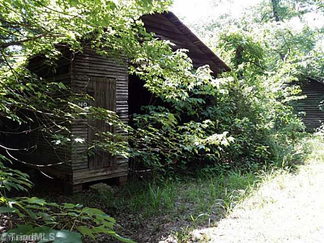 7165 Reynolda Road Pfafftown, NC 27040 - Photo 6 of 12 Outbuilding. Another building