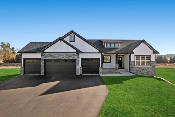 $829,900 | 21207 Tippecanoe Street Northeast, East Bethel, MN 55011