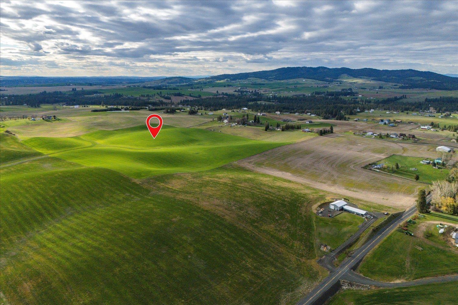 14906 South Madison Road, Unit ADDRESS STATED IS APPROXIMATE ONLY Valleyford, WA 99036 - Photo 2 of 15