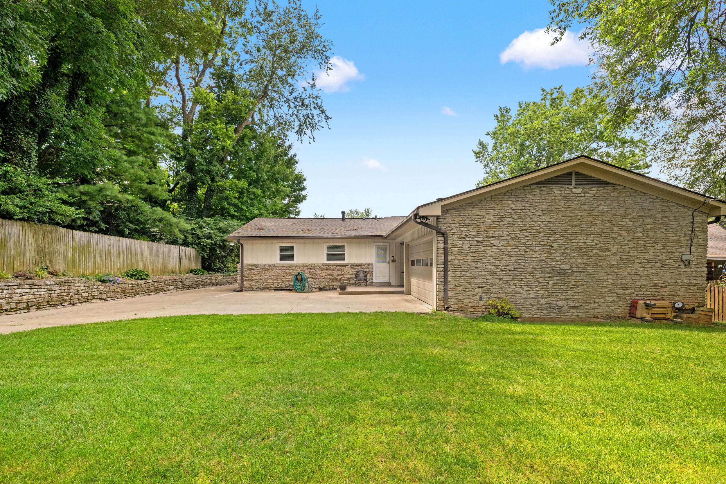 1520 Pine Meadow Road Lexington, KY 40504 - Photo 39 of 39 img_5197