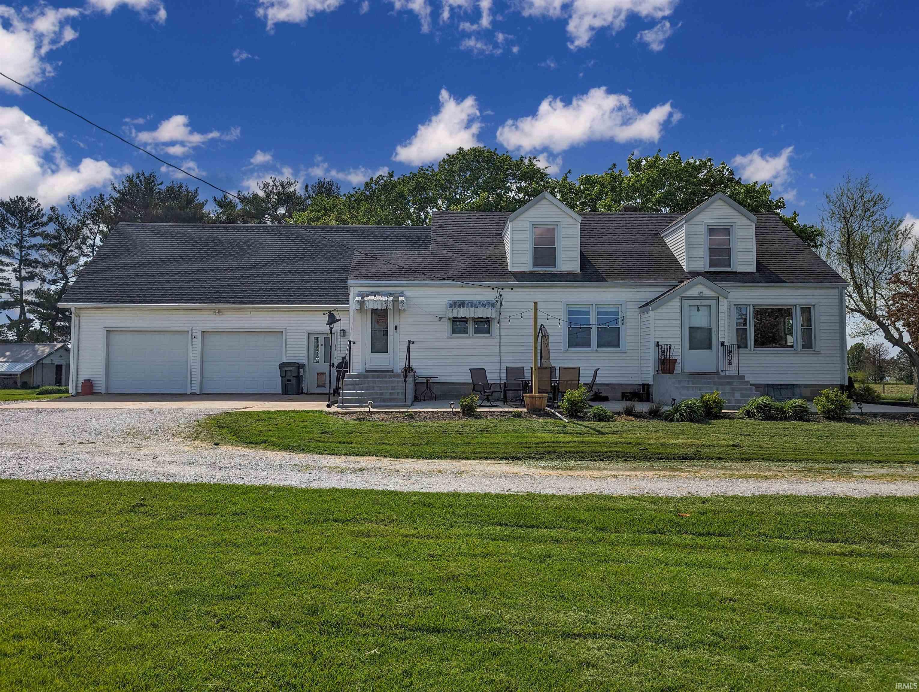 7182 West Division Line Road Delphi, IN 46923 - Photo 3 of 36 Gallery Image 3