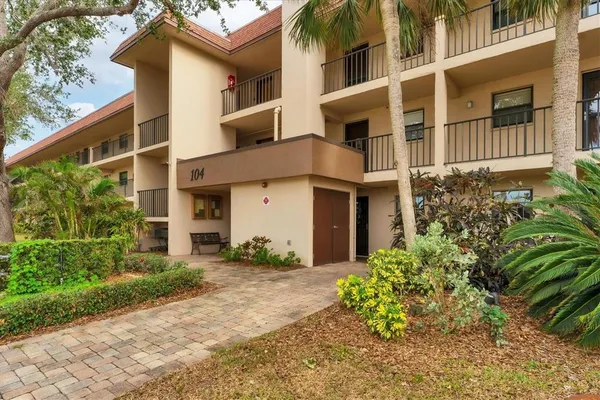 $135,000 | 104 Capri Isles Boulevard, Unit 112, Venice, FL 34292
