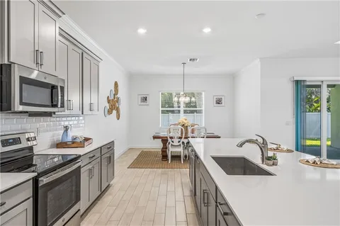 $549,900 | 4820 Brookhaven Manor Southwest, Vero Beach, FL 32968