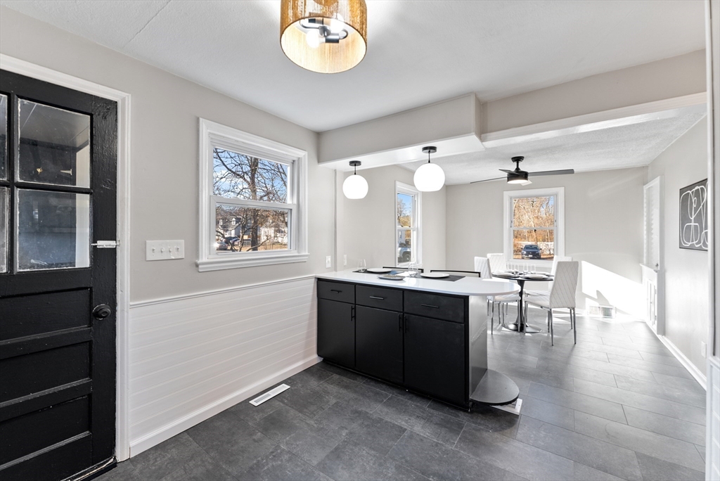 197 Pheland Street Springfield, MA 01109 - Photo 16 of 41 Gallery Image 16
