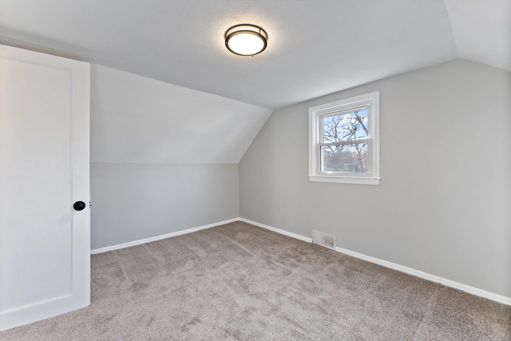197 Pheland Street Springfield, MA 01109 - Photo 29 of 41 Gallery Image 29